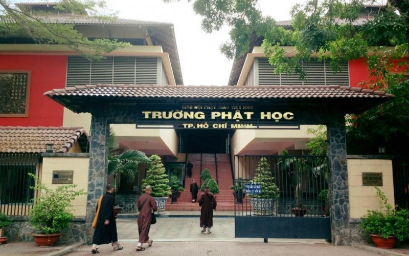 Giảng dạy tại Trường Trung Cấp Phật học TP HCM
